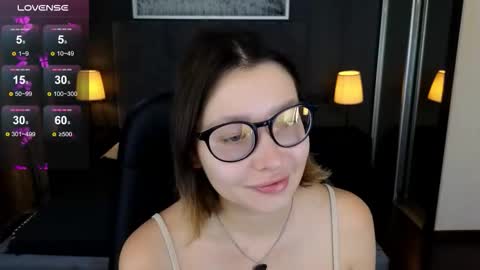 Snapshot of demi_loran chatting on 16, 9, 2025 DEMI online show from 16, 9, 2025