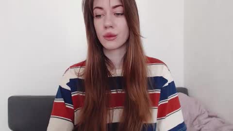 Demi. not your babybabebb and other shit online show from 25, 9, 2025