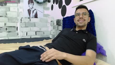 Snapshot of demian_val_4 chatting on 21, 12, 2024 demian_val_4 online show from 21, 12, 2024