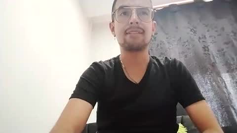 Snapshot of demian_val_4 chatting on 25, 12, 2024 demian_val_4 online show from 25, 12, 2024