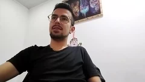 Snapshot of demian_val_4 chatting on 3, 1, 2025 demian_val_4 online show from 3, 1, 2025