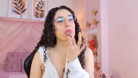 Snapshot of demijones_ chatting on 3, 7, 2026 Demi online show from 3, 7, 2026
