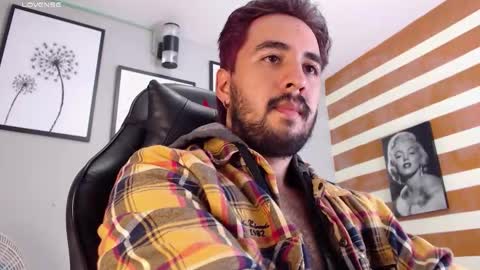 Snapshot of demon_salvatoree chatting on 7, 11, 2025 Demon Salvatore online show from 7, 11, 2025