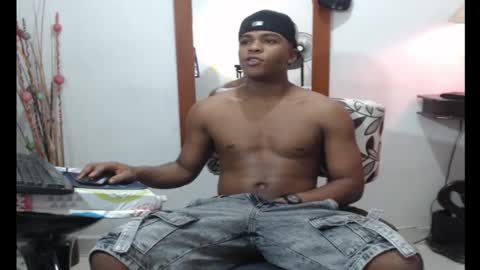 Snapshot of demond_333 chatting on 27, 9, 2025 DEMOND online show from 27, 9, 2025