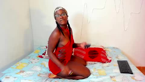 Snapshot of demonychloe chatting on 15, 5, 2026 demonychloe online show from 15, 5, 2026