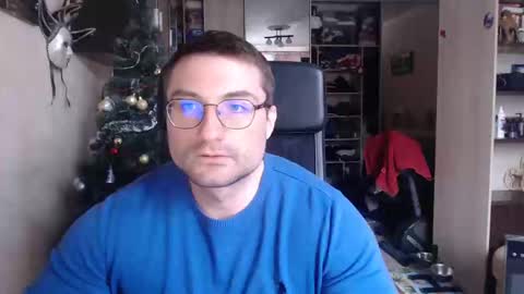 Snapshot of den_lover1 chatting on 23, 12, 2024 Den online show from 23, 12, 2024