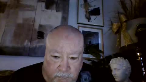 Snapshot of denboisvin2043 chatting on 2, 12, 2024 denboisvin2043 online show from 2, 12, 2024