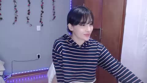 Snapshot of deni_bloom chatting on 30, 12, 2024 Denisse schedule Monday to Friday 1300-1900 mexican time Saturday-maybe it could be a surprise IDEPENDENT MODEL online show from 30, 12, 2024