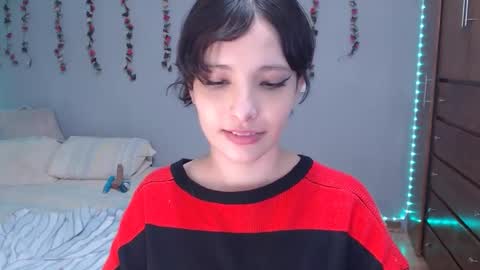 Snapshot of deni_bloom chatting on 10, 1, 2025 Denisse schedule Monday to Friday 1300-1900 mexican time Saturday-maybe it could be a surprise IDEPENDENT MODEL online show from 10, 1, 2025