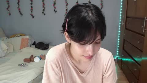 Snapshot of deni_bloom chatting on 17, 1, 2025 Denisse schedule Monday to Friday 1300-1900 mexican time Saturday-maybe it could be a surprise IDEPENDENT MODEL online show from 17, 1, 2025