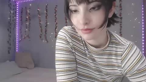 Snapshot of deni_bloom chatting on 21, 2, 2025 Denisse schedule Monday to Friday 1300-1900 mexican time Saturday-maybe it could be a surprise IDEPENDENT MODEL online show from 21, 2, 2025