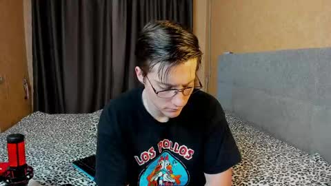 Snapshot of deni_boy99 chatting on 21, 5, 2026 Deni online show from 21, 5, 2026