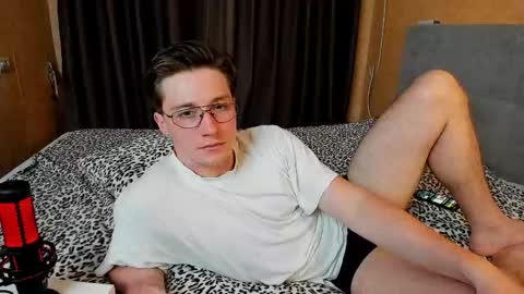Snapshot of deni_boy99 chatting on 23, 5, 2026 Deni online show from 23, 5, 2026