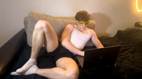 Snapshot of deniel_horny chatting on 18, 5, 2026 Deni online show from 18, 5, 2026