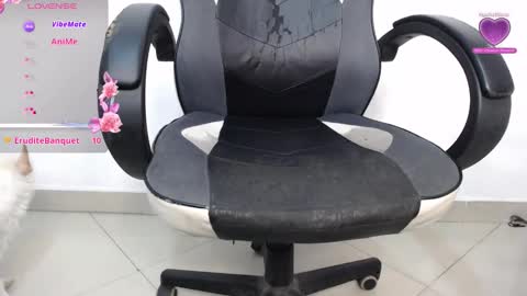 Snapshot of denis_sweet_ chatting on 2, 10, 2025 denis online show from 2, 10, 2025