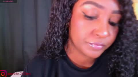 Denisse online show from 5, 11, 2025