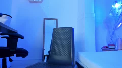 denisse_logan online show from 21, 10, 2025