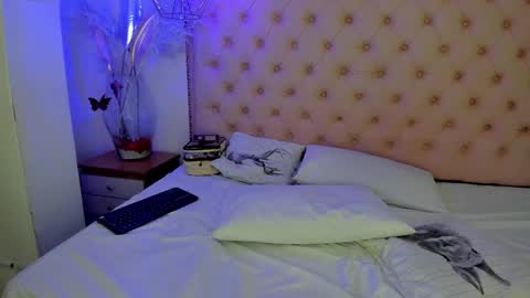 Snapshot of denisse_logan chatting on 8, 3, 2026 denisse_logan online show from 8, 3, 2026