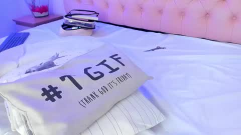 Snapshot of denisse_logan chatting on 13, 3, 2026 denisse_logan online show from 13, 3, 2026