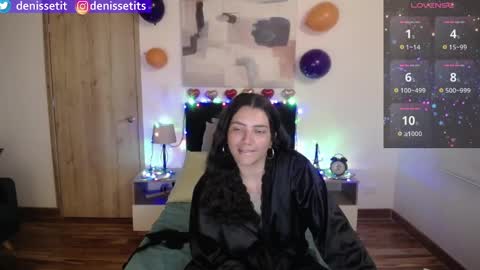 Snapshot of denissetits chatting on 12, 2, 2025    online show from 12, 2, 2025