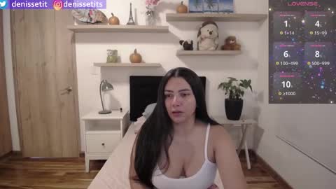 Snapshot of denissetits chatting on 1, 11, 2025 online show from 1, 11, 2025