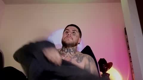 Snapshot of denjig chatting on 11, 11, 2025 Oliver online show from 11, 11, 2025