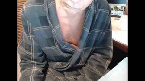 Den  Jet online show from 4, 12, 2025