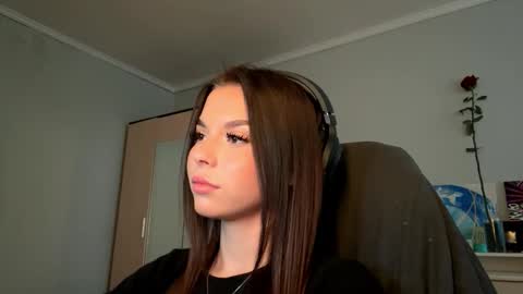 Snapshot of dennahesselschward chatting on 30, 9, 2025 Elizabeth online show from 30, 9, 2025