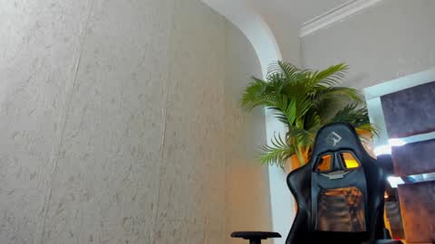 dennis_cox_ online show from 27, 12, 2024