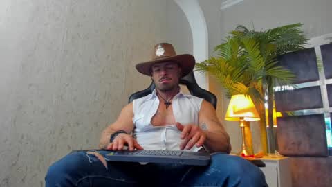 dennis_cox_ online show from 3, 1, 2025