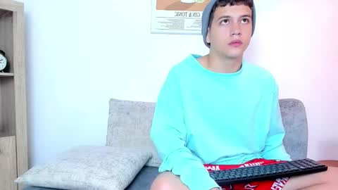 Snapshot of dennis_hills chatting on 23, 3, 2026 Dennis online show from 23, 3, 2026