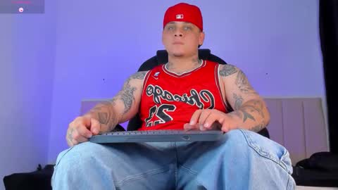 dennis munera online show from 28, 11, 2025