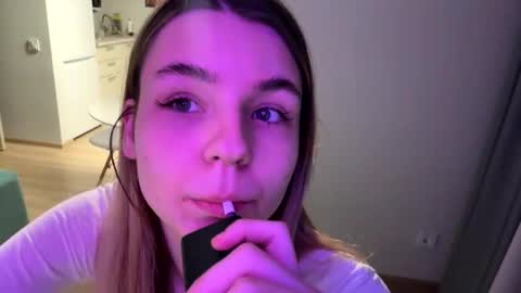 Denni online show from 6, 3, 2026