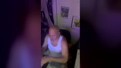 Snapshot of denveversbb chatting on 8, 4, 2026 denveversbb online show from 8, 4, 2026