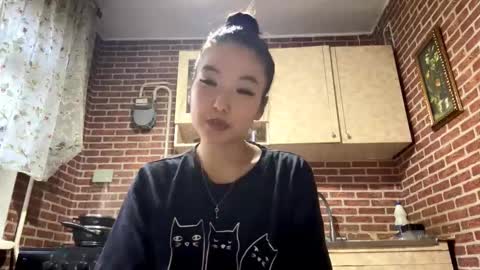 Emma online show from 7, 11, 2025