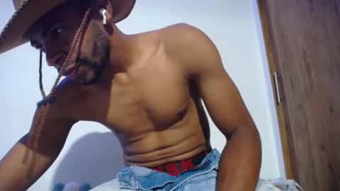 Snapshot of denzo_cornell chatting on 25, 9, 2025 denzo online show from 25, 9, 2025