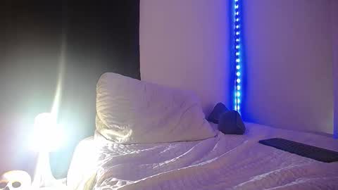 Snapshot of denzo_cornell chatting on 17, 10, 2025 denzo online show from 17, 10, 2025