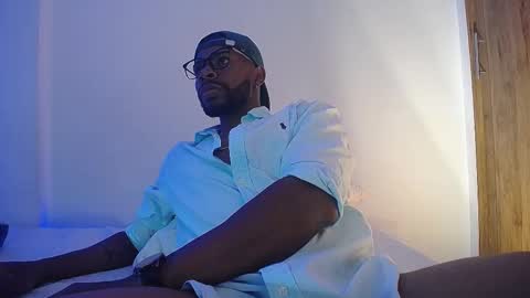 Snapshot of denzo_cornell chatting on 18, 10, 2025 denzo online show from 18, 10, 2025