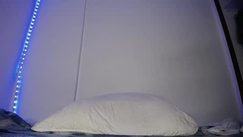 Snapshot of denzo_cornell chatting on 6, 11, 2025 denzo online show from 6, 11, 2025