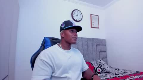 Snapshot of deonjhonson chatting on 31, 12, 2024 deon jhonson online show from 31, 12, 2024