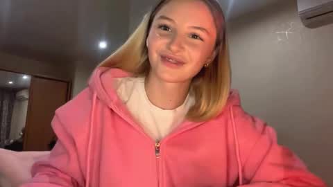 Vi  Victoria online show from 13, 10, 2025