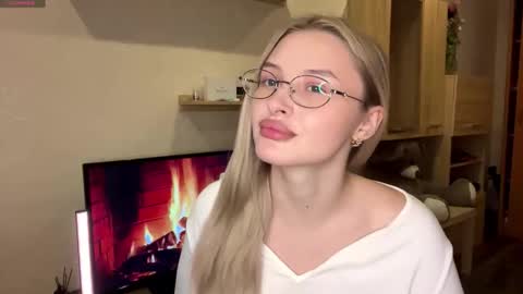 Vi  Victoria online show from 9, 11, 2025