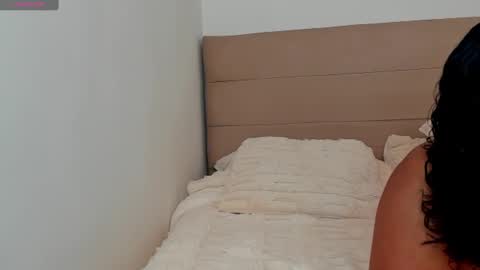 Snapshot of dephne_ chatting on 20, 2, 2025 Dephne online show from 20, 2, 2025