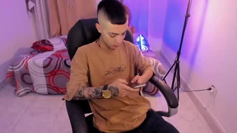 Dereck Boy online show from 11, 5, 2026