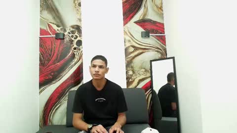 dereck_leroy online show from 6, 10, 2025