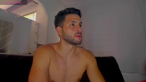 dereckhardd online show from 3, 5, 2026