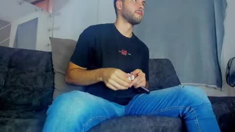 dereckhardd online show from 5, 5, 2026