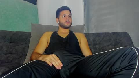 dereckhardd online show from 9, 5, 2026