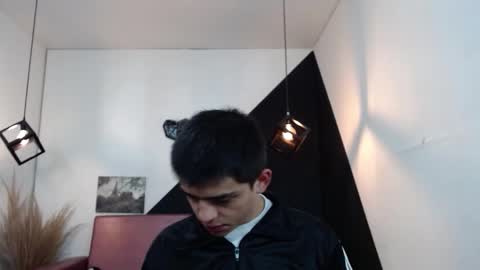   online show from 27, 10, 2025