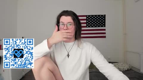 Snapshot of derek_shameless chatting on 17, 10, 2025 Derek online show from 17, 10, 2025